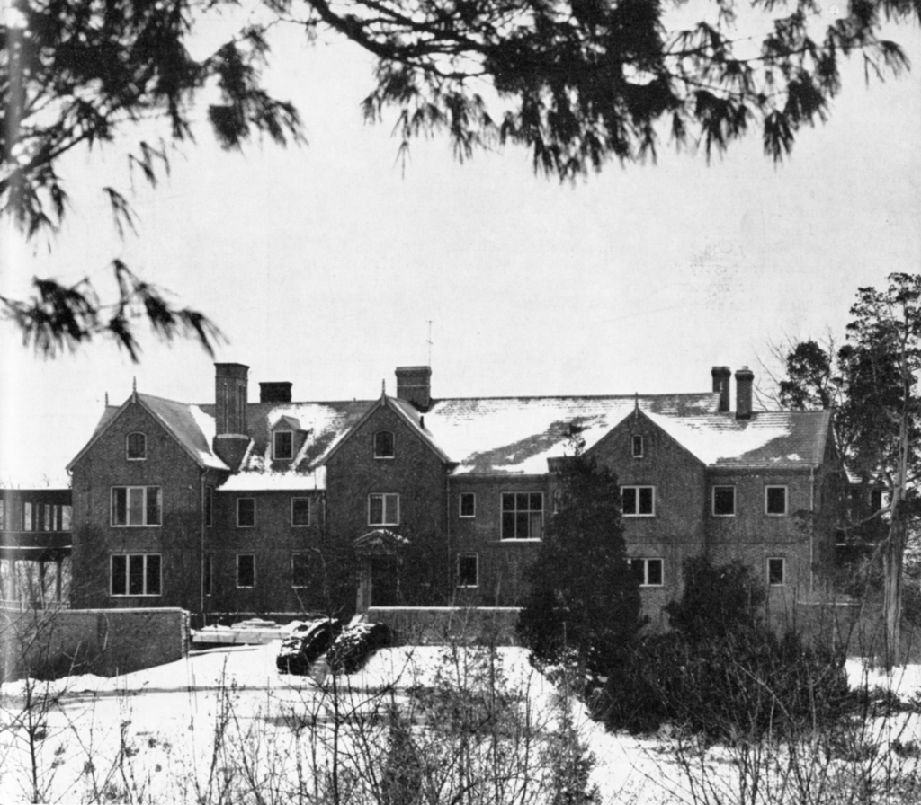 Lewis Hall on Bentley campus